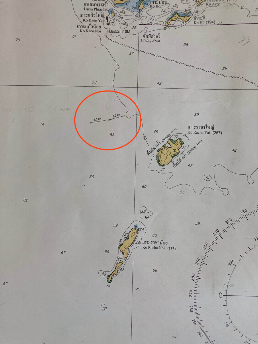 Nautical chart of Racha Yai and Racha Noi, the tidal current arrows and speeds circled in red