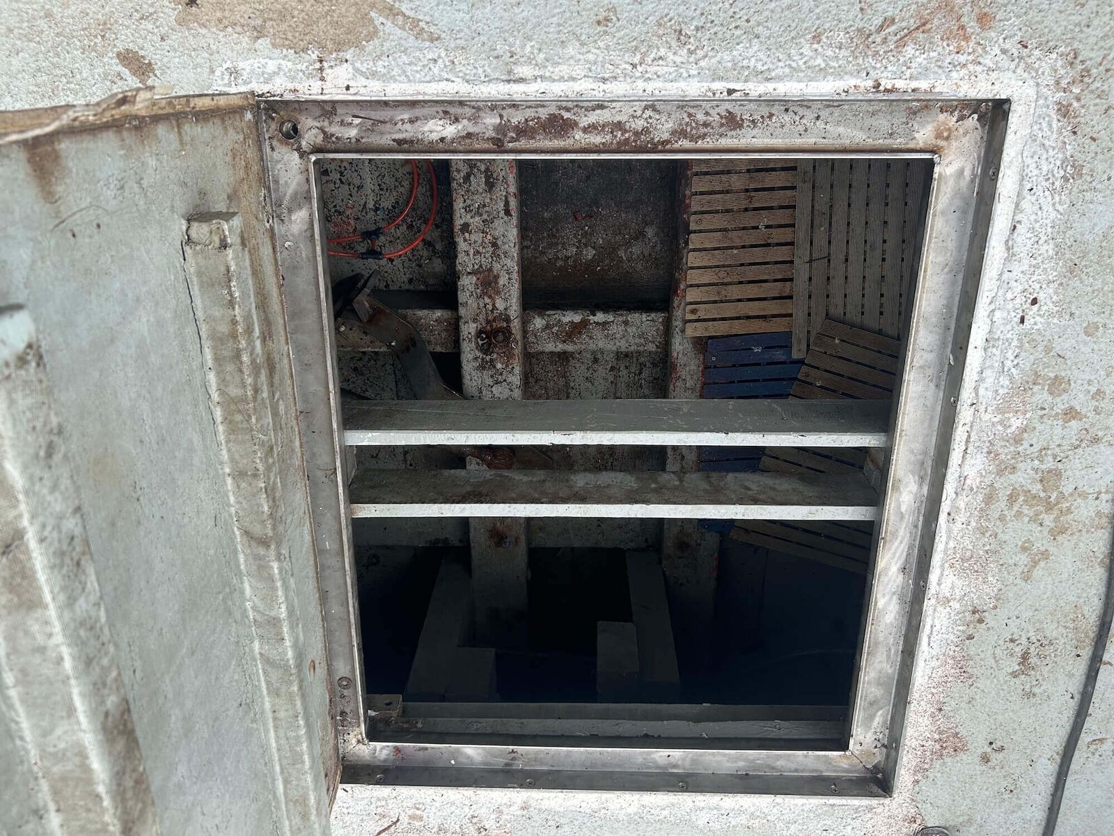 Shipyard 2023: MV Matchanu's annual haul-out, picture 20 of 37